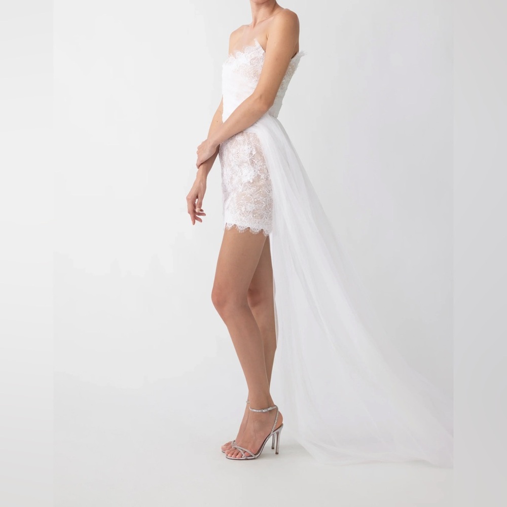 Chic Strapless White Lace Dress - Picture 4 of 8
